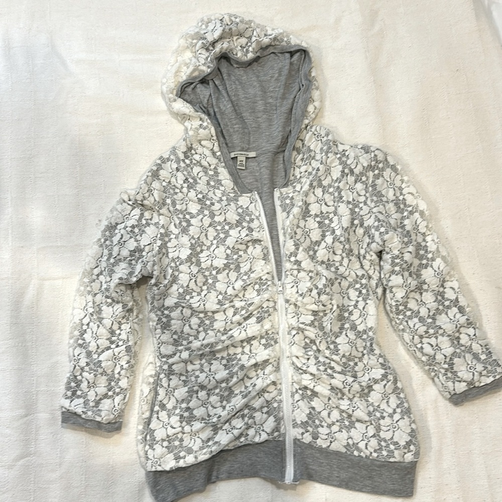BORDEAUX LACE ZIP UP HOODIE